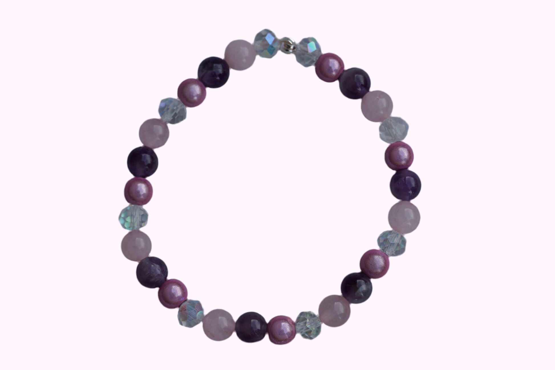 Rundes Armband aus Rosenquarz, Amethyst und rosa Acrylperlen mit Glasperlen