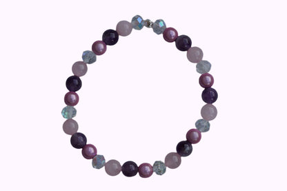 Rundes Armband aus Rosenquarz, Amethyst und rosa Acrylperlen mit Glasperlen