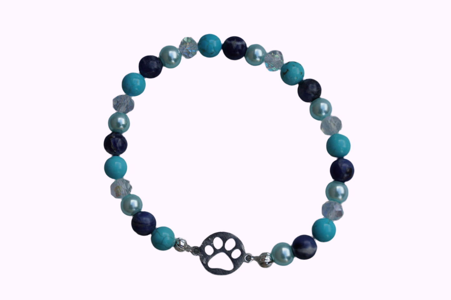Rundes Armband aus Turquenit, Sodalith und hellblauer Acrylperlen sowie Glasperlen mit Hundepfoten-Anhänger