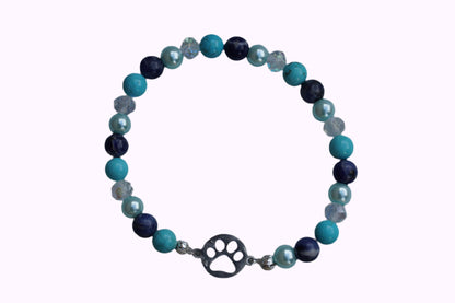 Rundes Armband aus Turquenit, Sodalith und hellblauer Acrylperlen sowie Glasperlen mit Hundepfoten-Anhänger